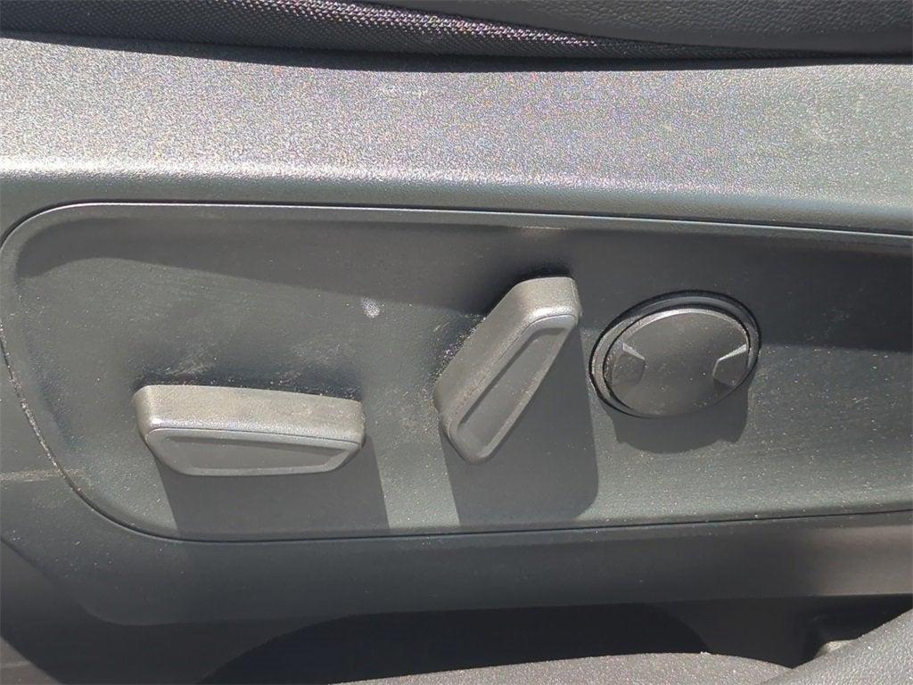 used 2022 Ford Escape car, priced at $25,910