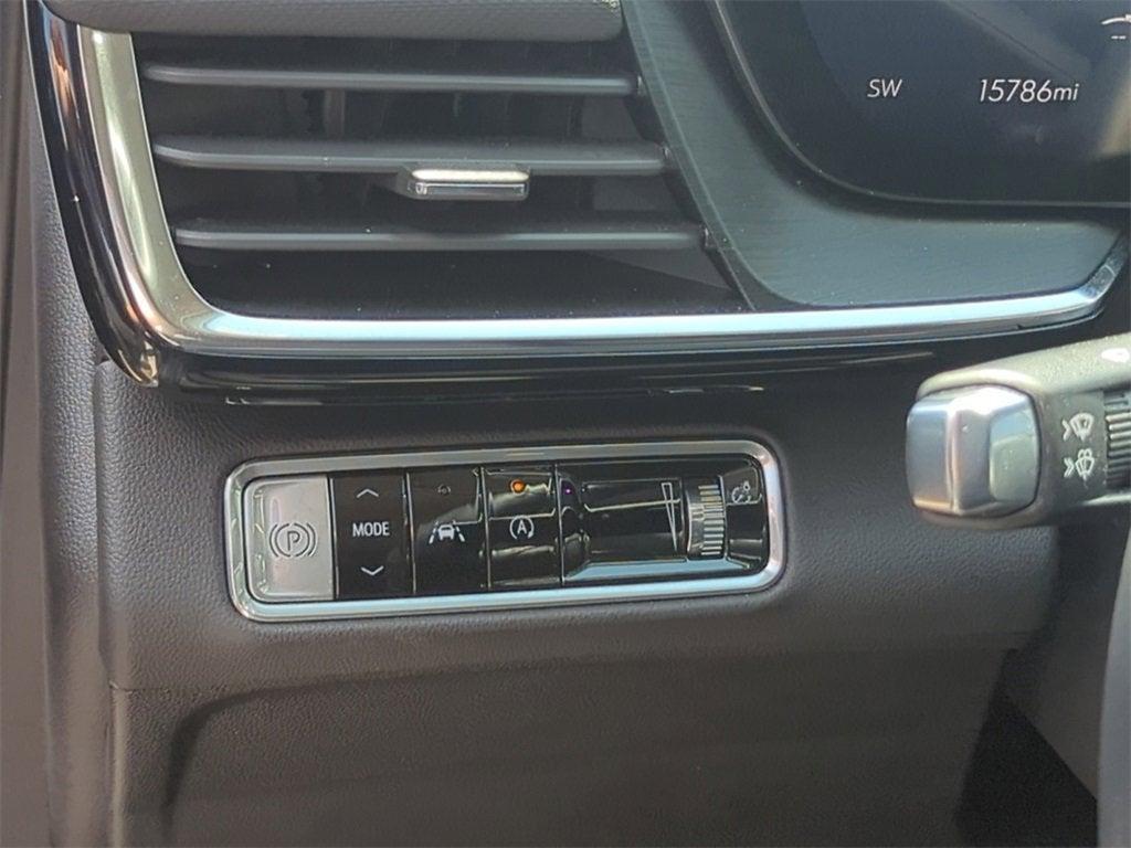 used 2025 Buick Envision car, priced at $33,510