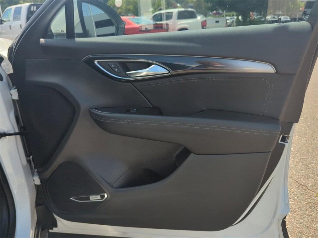 used 2025 Buick Envision car, priced at $33,510