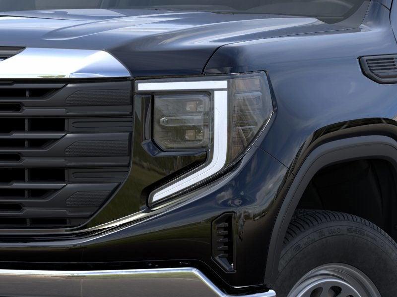 new 2025 GMC Sierra 1500 car, priced at $44,740