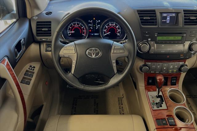 used 2008 Toyota Highlander car, priced at $15,000