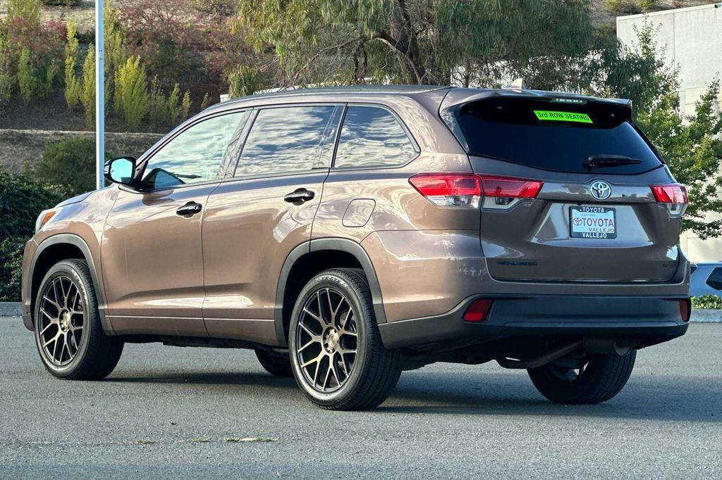 used 2018 Toyota Highlander car, priced at $25,000