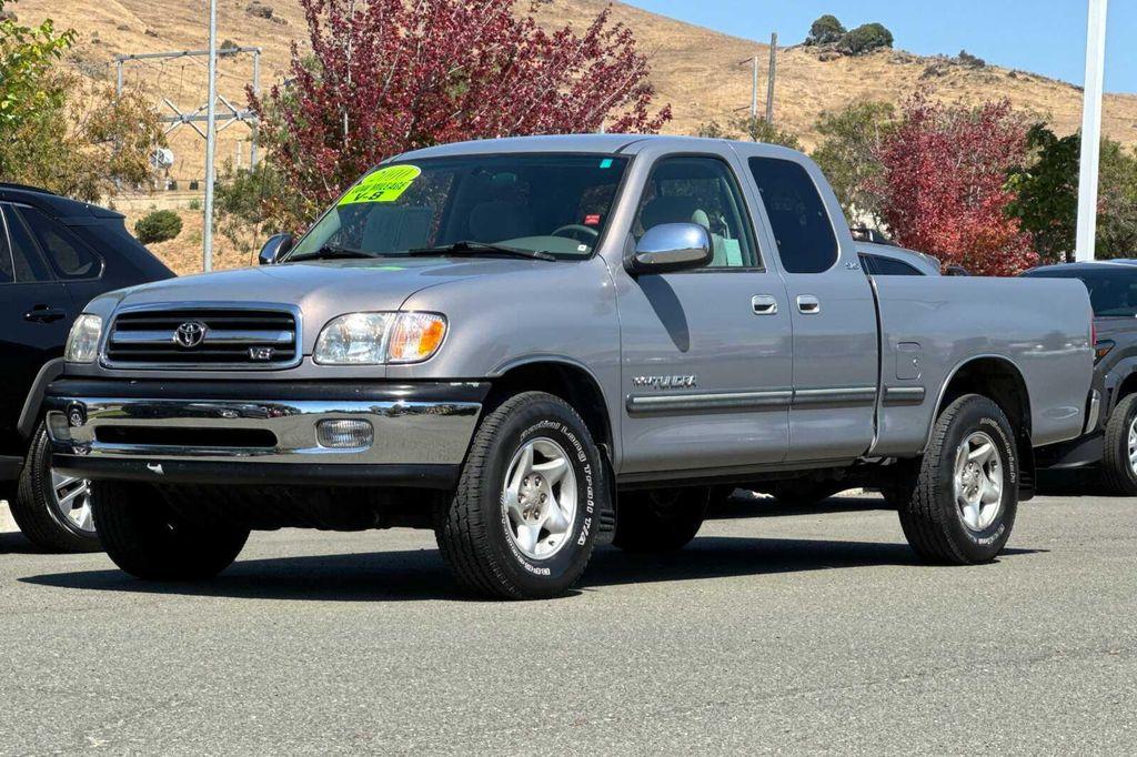 used 2000 Toyota Tundra car, priced at $13,500