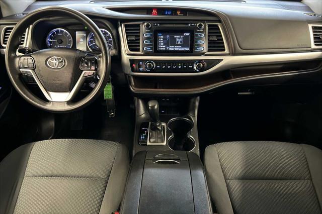 used 2019 Toyota Highlander car, priced at $27,500