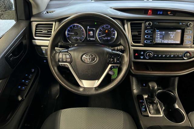 used 2019 Toyota Highlander car, priced at $27,500