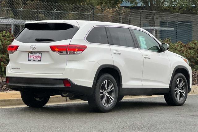 used 2019 Toyota Highlander car, priced at $27,500