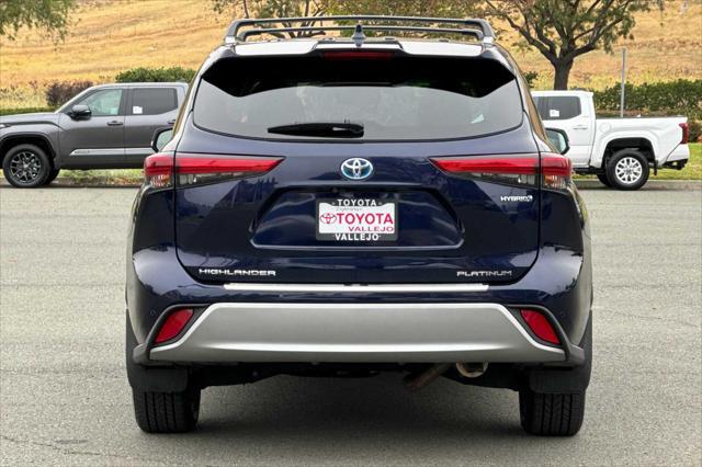 used 2020 Toyota Highlander Hybrid car, priced at $42,500