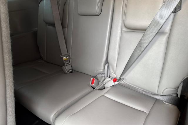 used 2018 Toyota Highlander Hybrid car, priced at $24,000