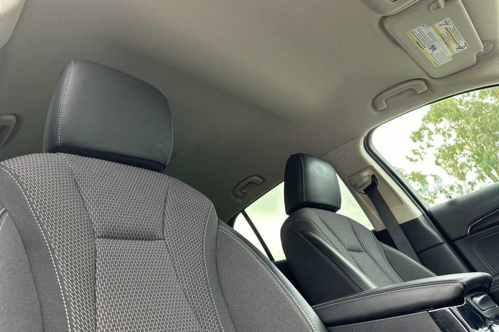 used 2022 Buick Envision car, priced at $20,000