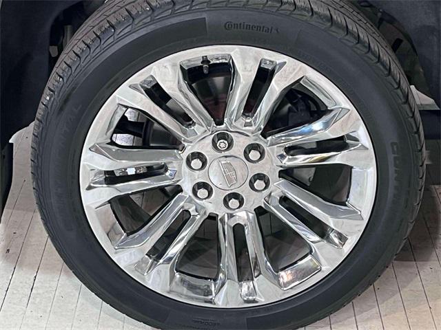 used 2018 Cadillac Escalade car, priced at $25,999