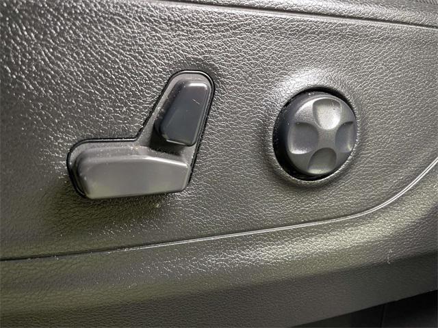 used 2021 Ram 1500 car, priced at $31,162