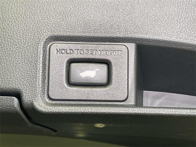 used 2020 Acura RDX car, priced at $27,999