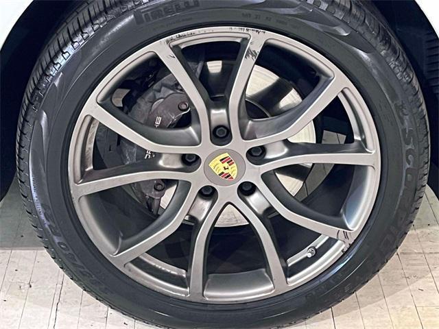 used 2022 Porsche Cayenne E-Hybrid car, priced at $75,999
