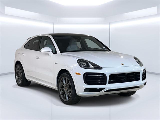 used 2022 Porsche Cayenne E-Hybrid car, priced at $75,999