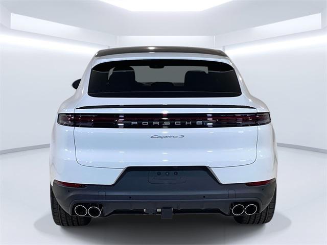 new 2025 Porsche Cayenne car, priced at $133,575