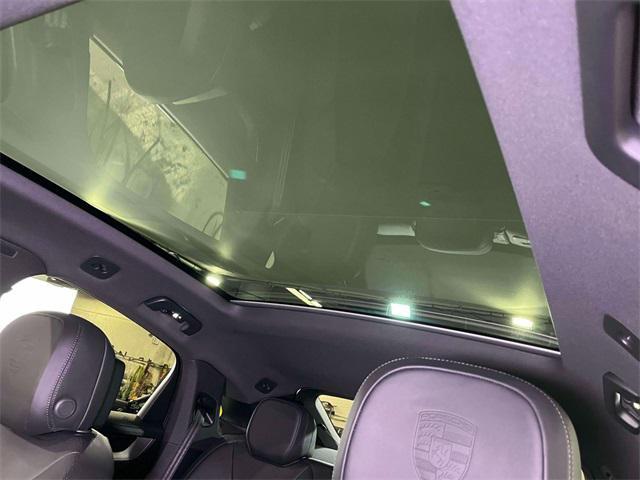 new 2025 Porsche Cayenne car, priced at $133,575