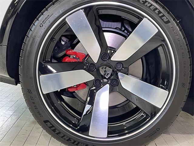 new 2025 Porsche Macan car, priced at $129,385