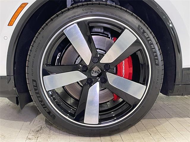 new 2025 Porsche Macan car, priced at $129,385