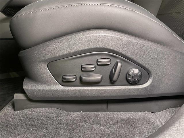 new 2025 Porsche Macan car, priced at $129,385