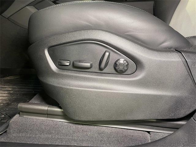 new 2025 Porsche Cayenne car, priced at $185,545