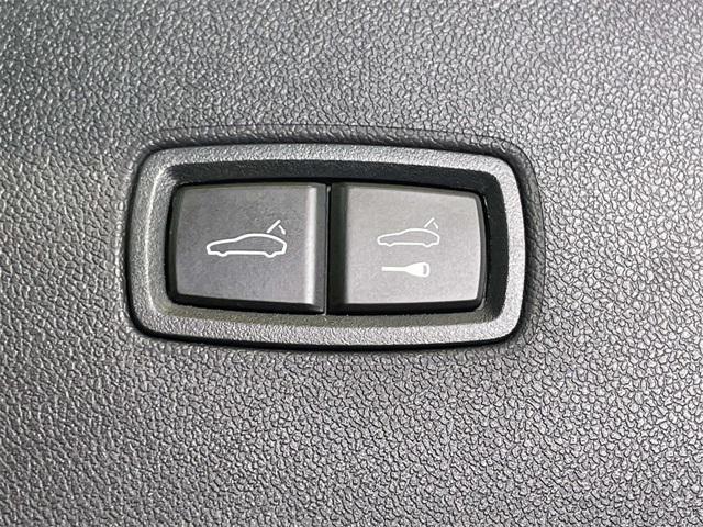 used 2024 Porsche Cayenne car, priced at $85,437