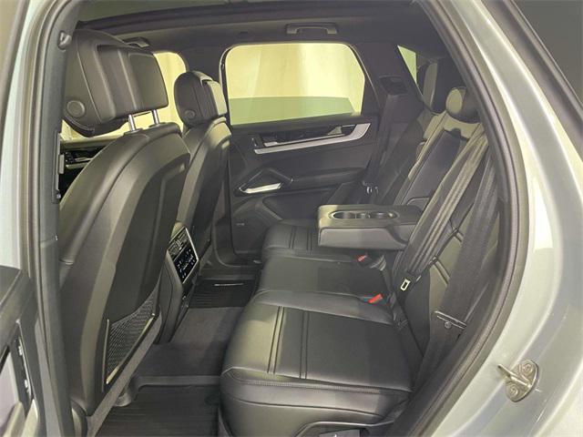new 2025 Porsche Cayenne car, priced at $106,575