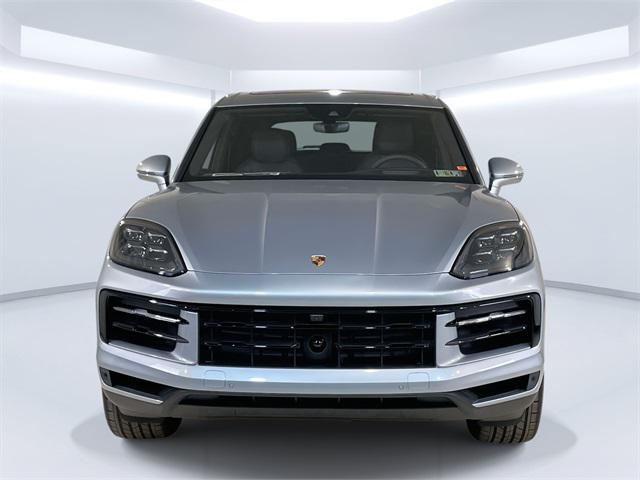 new 2025 Porsche Cayenne car, priced at $106,575