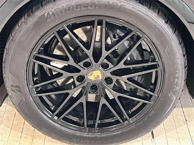 used 2025 Porsche Cayenne car, priced at $99,577