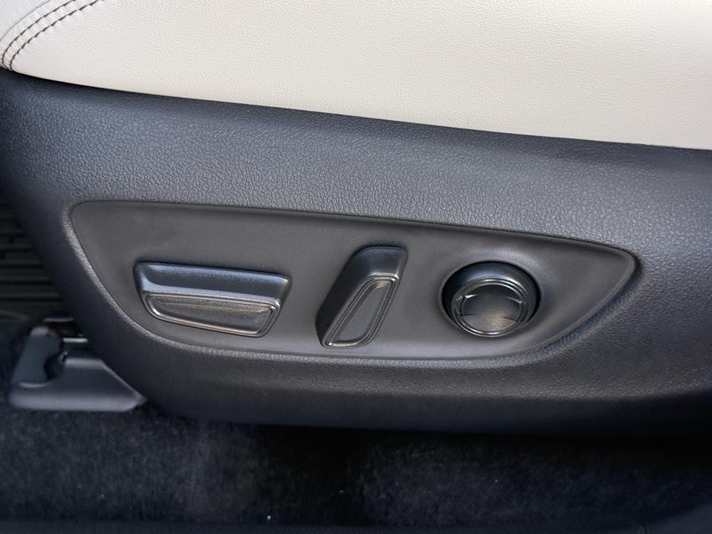 new 2025 Toyota RAV4 car, priced at $37,833