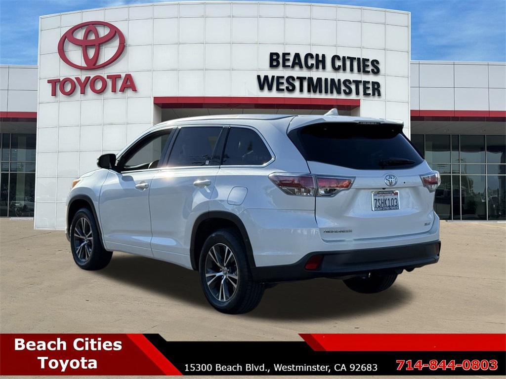 used 2016 Toyota Highlander car, priced at $17,968