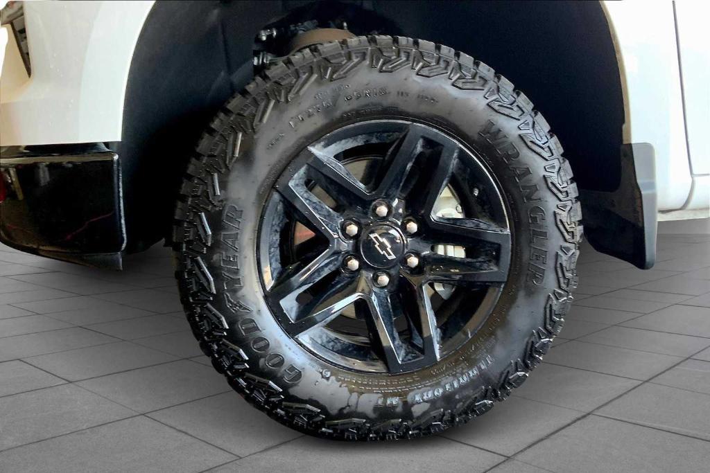 used 2024 Chevrolet Silverado 1500 car, priced at $42,422