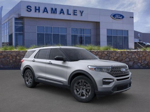 new 2024 Ford Explorer car, priced at $43,215