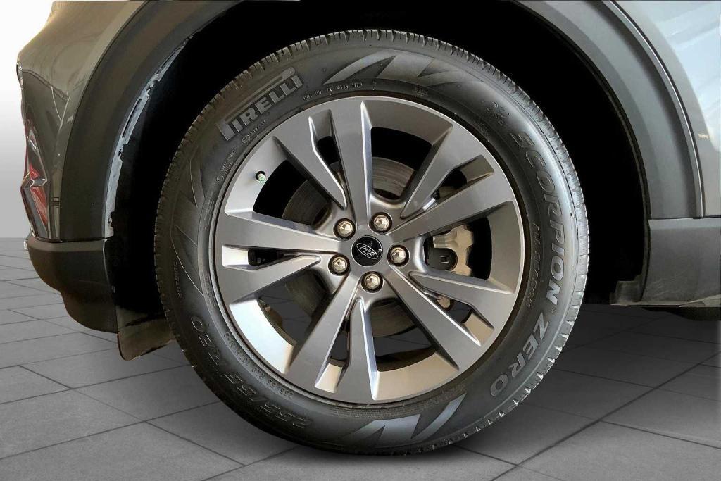 used 2022 Ford Explorer car, priced at $30,938