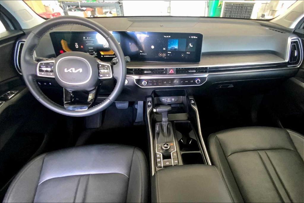 used 2024 Kia Sorento car, priced at $36,428