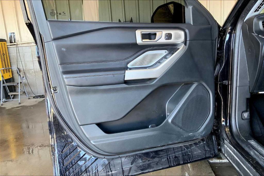 used 2023 Ford Explorer car, priced at $35,938