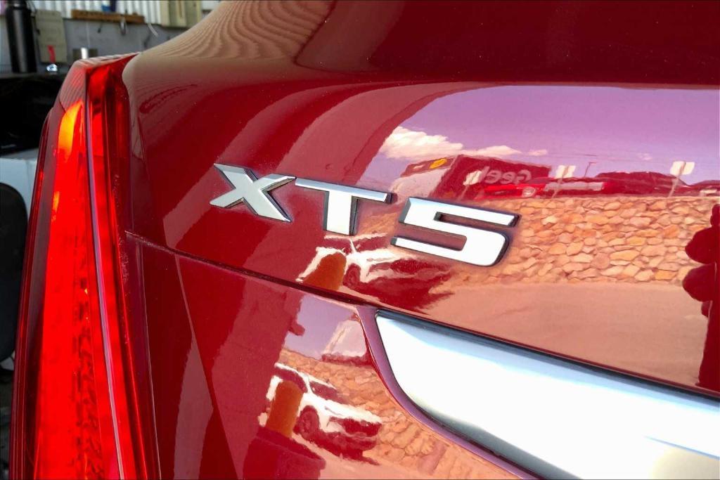 used 2017 Cadillac XT5 car, priced at $17,338