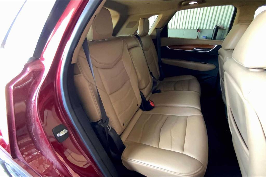 used 2017 Cadillac XT5 car, priced at $17,338