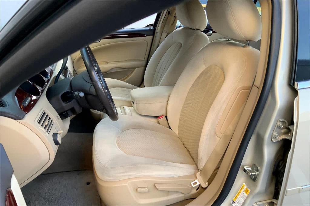 used 2009 Buick Lucerne car, priced at $7,580