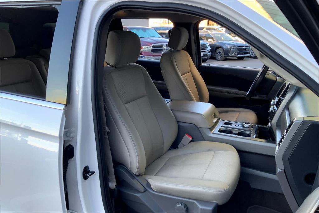 used 2019 Ford Expedition car, priced at $27,580