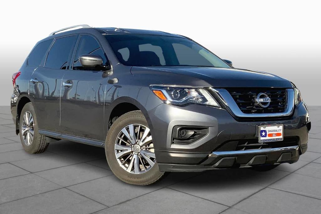 used 2019 Nissan Pathfinder car, priced at $21,380