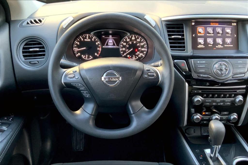 used 2019 Nissan Pathfinder car, priced at $21,380