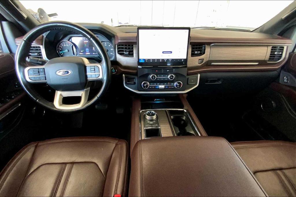 used 2023 Ford Expedition car, priced at $40,628
