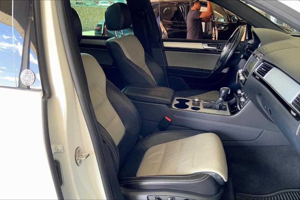 used 2017 Volkswagen Touareg car, priced at $15,838