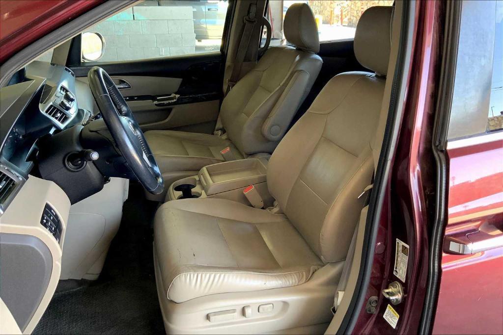 used 2016 Honda Odyssey car, priced at $13,605