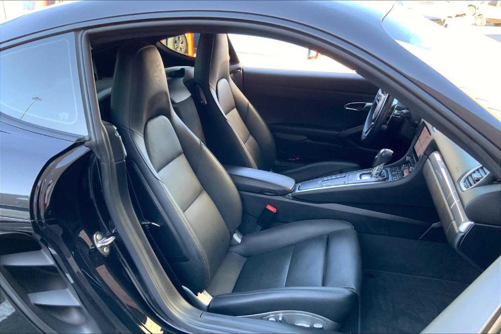 used 2019 Porsche 718 Cayman car, priced at $59,988