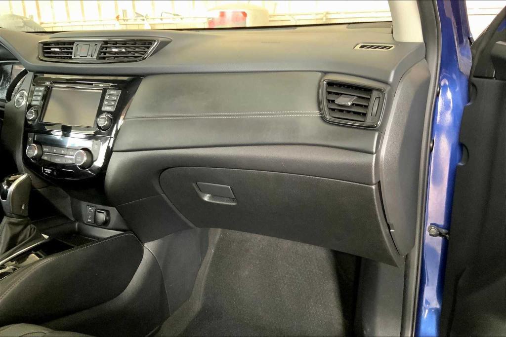 used 2017 Nissan Rogue car, priced at $17,638