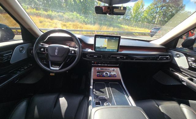 used 2022 Lincoln Aviator car, priced at $42,888