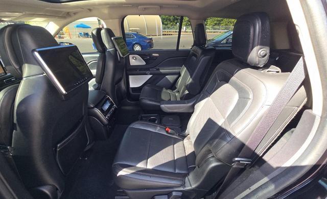 used 2022 Lincoln Aviator car, priced at $42,888