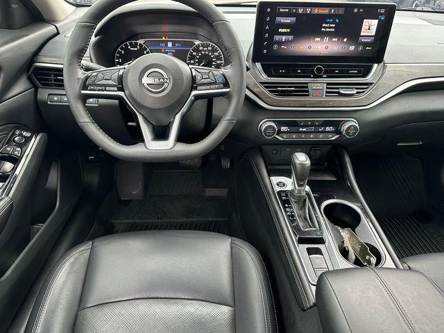 used 2023 Nissan Altima car, priced at $22,333