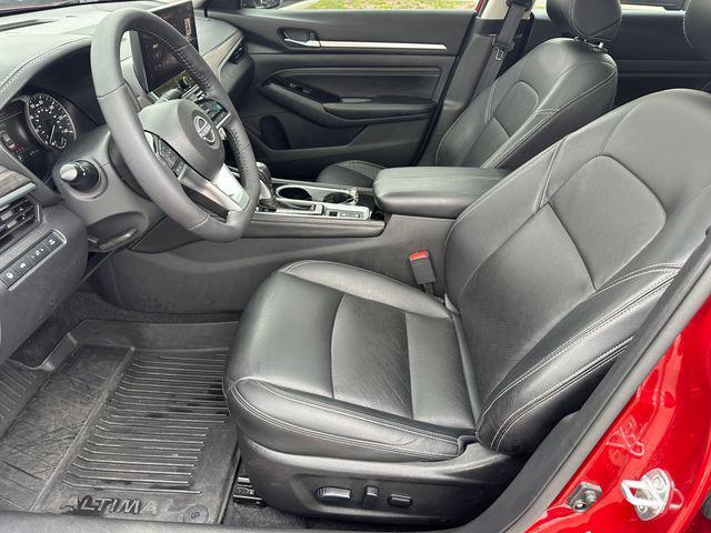 used 2023 Nissan Altima car, priced at $22,333